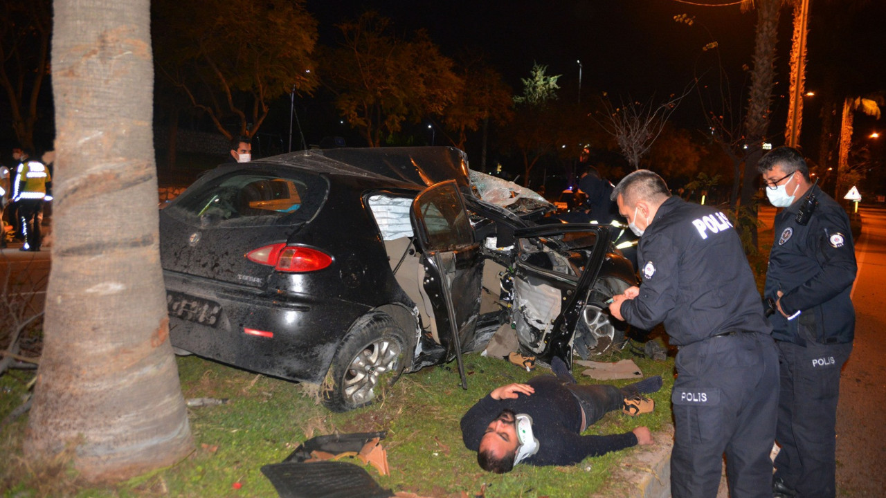 Otomobilin içinde can pazarı