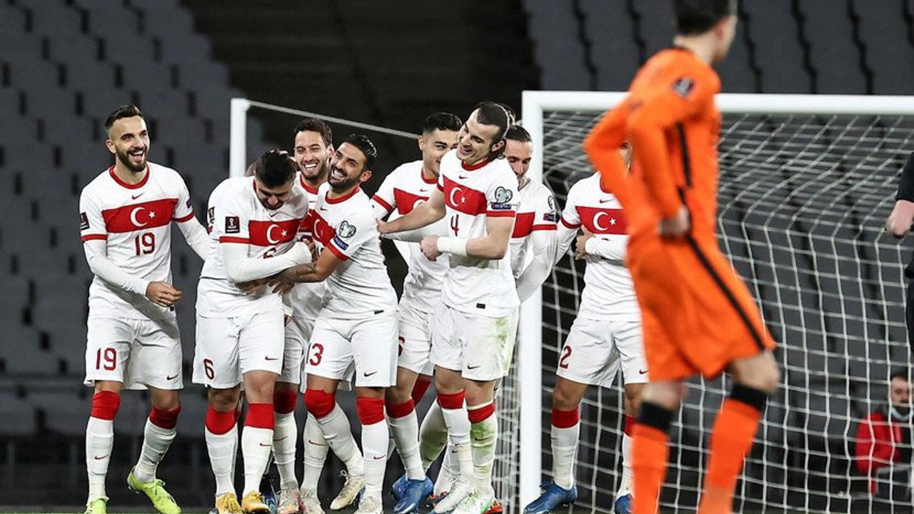A Milli Futbol Takımı, Norveç maçı için İspanya'ya gitti