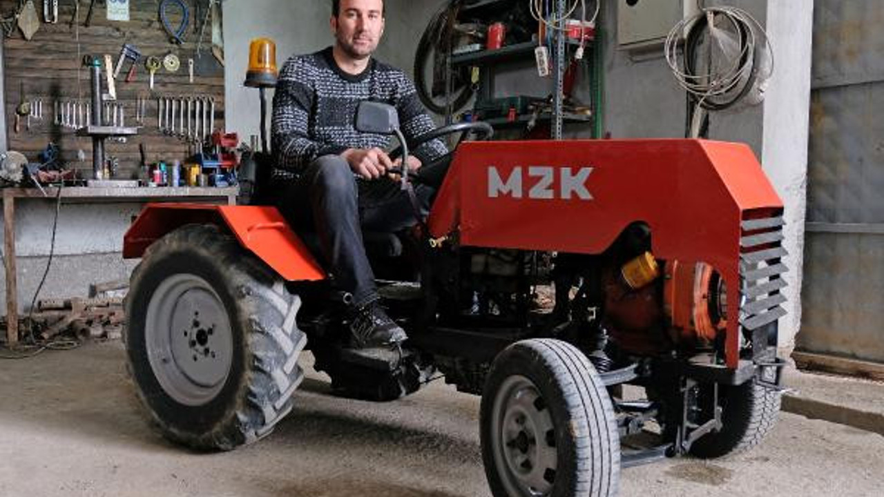 Hurda parçalarla garajında mini traktör yaptı