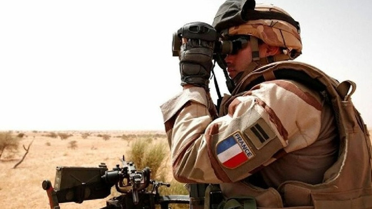 Fransa'dan ahlaksız katliam. 5 kişi için onlarca sivili öldürdüler