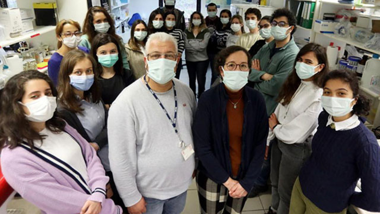 Türkiye'nin ürettiği burundan çekilen aşının Faz 1 çalışması başlıyor. Haydi hayırlısı