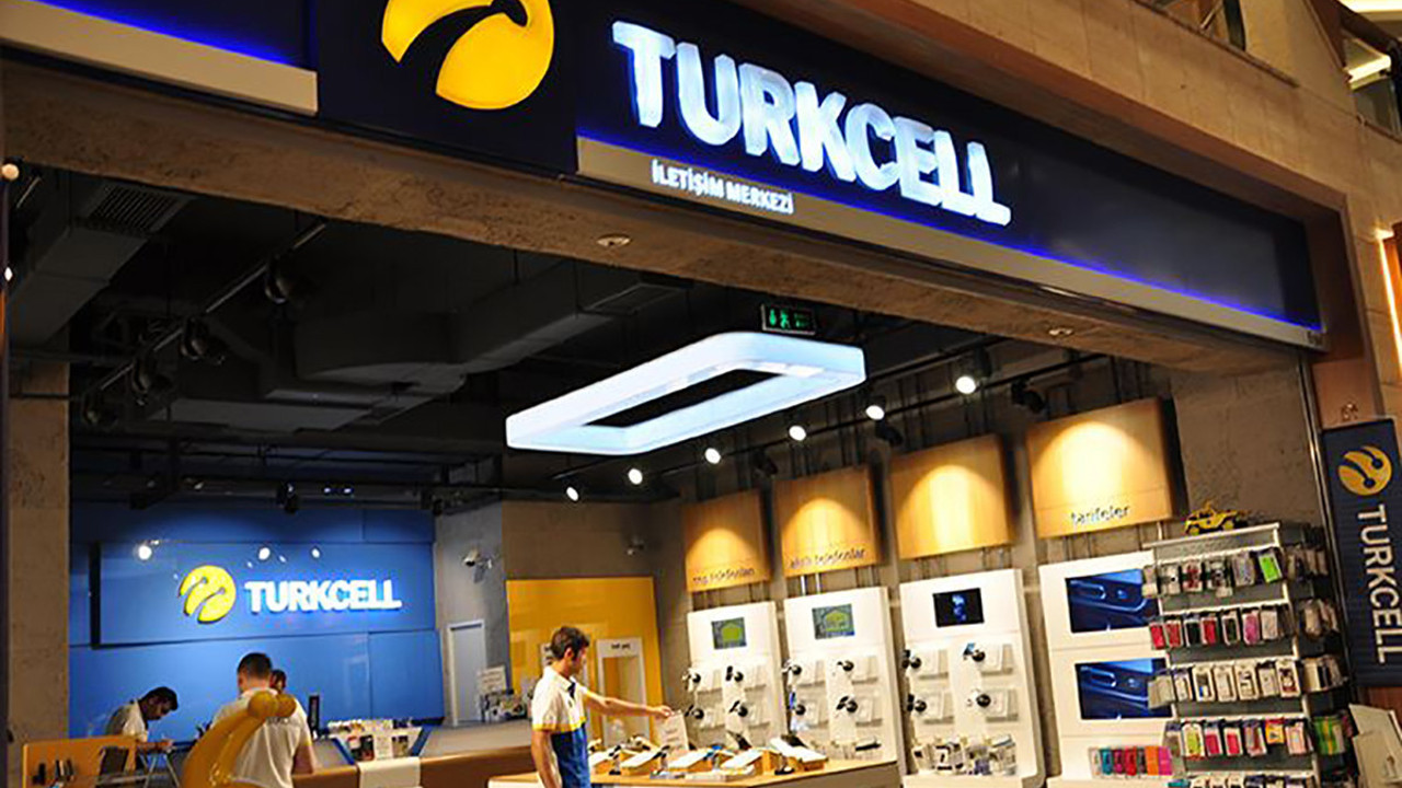 CHP’li vekil tek tek açıkladı. İşte Turkcell’de yüzbinlerce Euro maaş alan AKP’liler