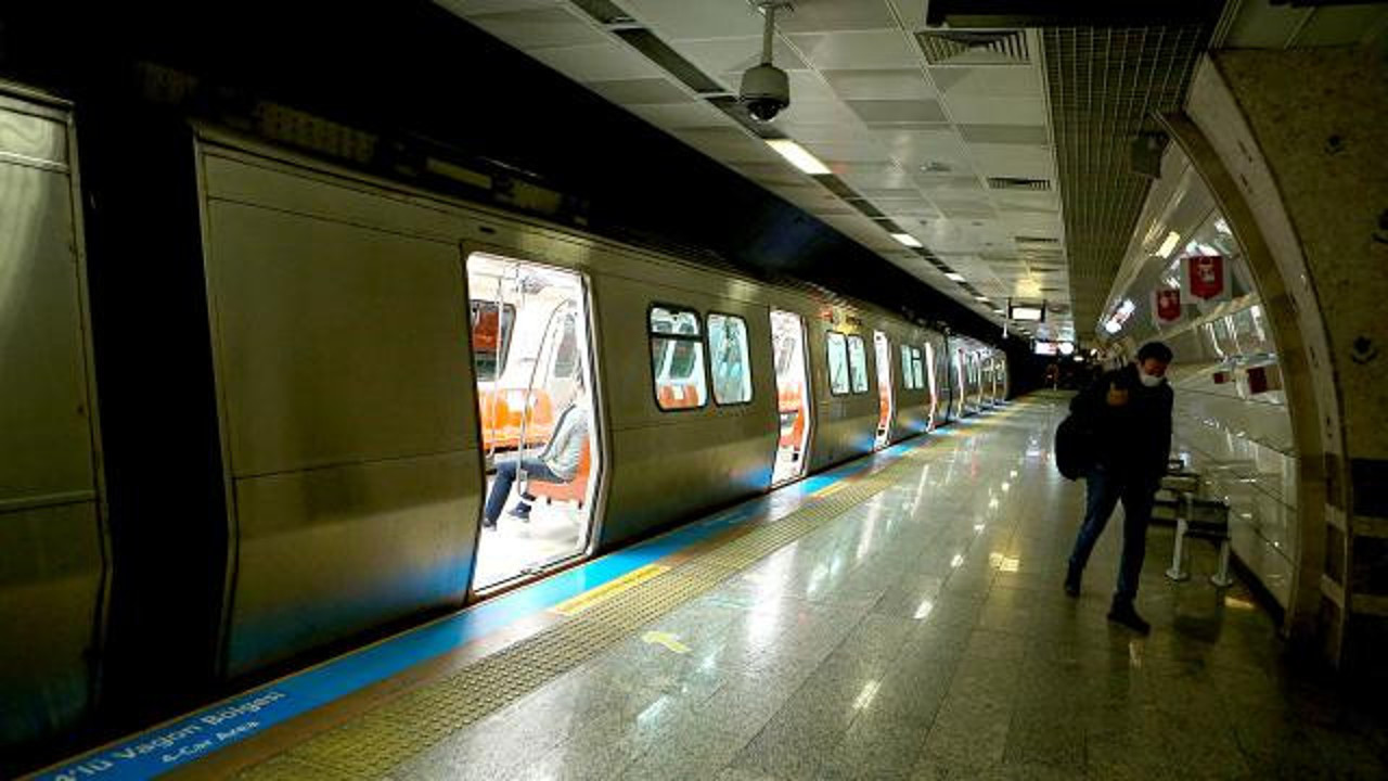 Mecidiyeköy metro istasyonu kapatıldı (07 Nisan 2021)