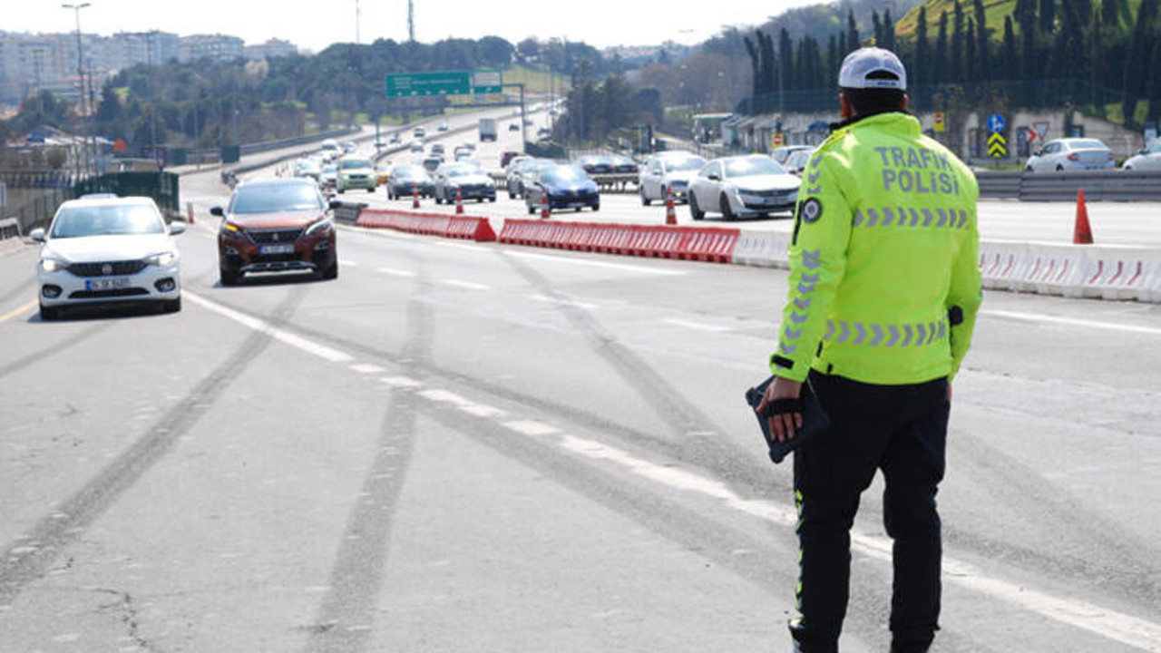 Pes dedirten yöntem. Sokağa çıkma yasağını böyle deliyorlar