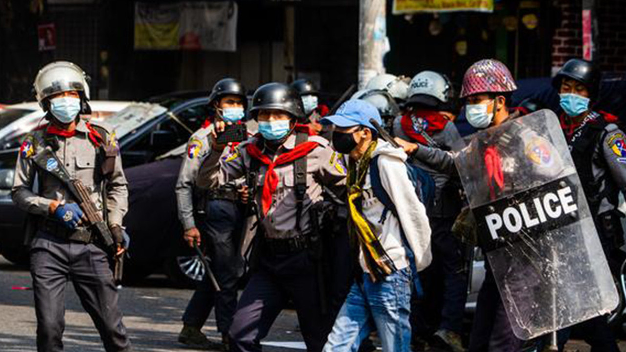 Myanmar’da 19 kişi idama mahkum edildi