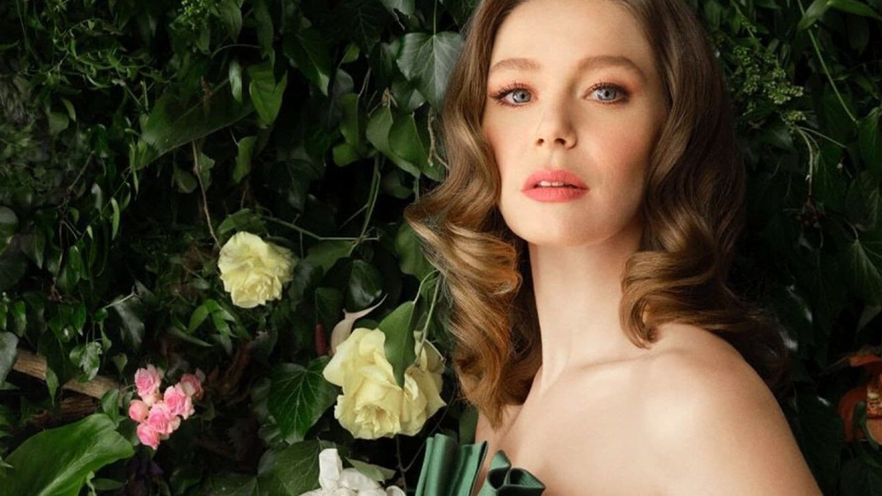 Camdaki Kızın konusu nedir. Camdaki Kız oyuncu kadrosu