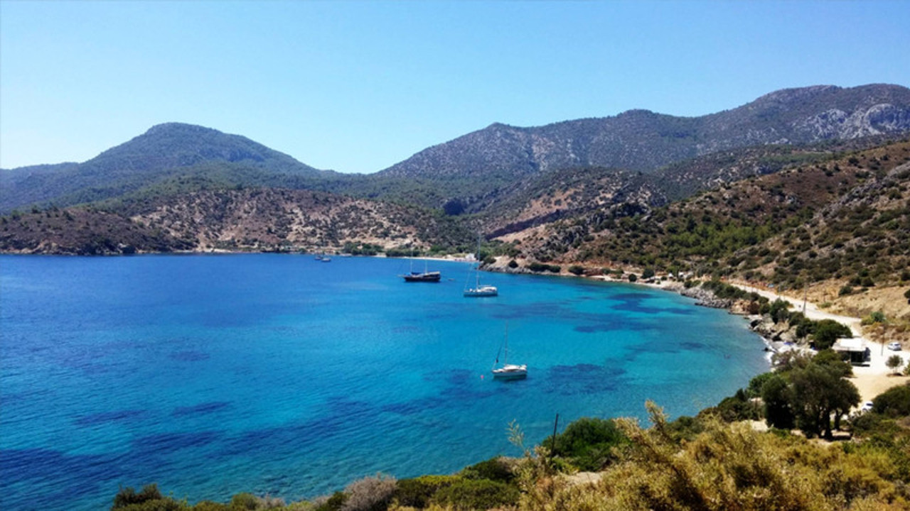 Gazeteci Toygun Atilla tek kelimeyle yazık olur diyerek isyan etti. 128 dönümlük doğa harikası katledilecek