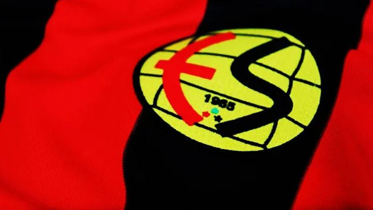 Eskişehirspor'da bir futbolcu ile yollar ayrıldı