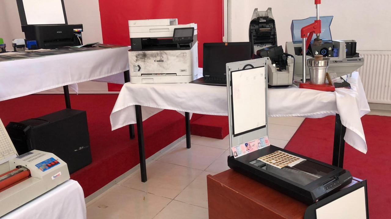 Portakal sıkacağından mühür basma aleti. Böylesi ne görüldü ne duyuldu