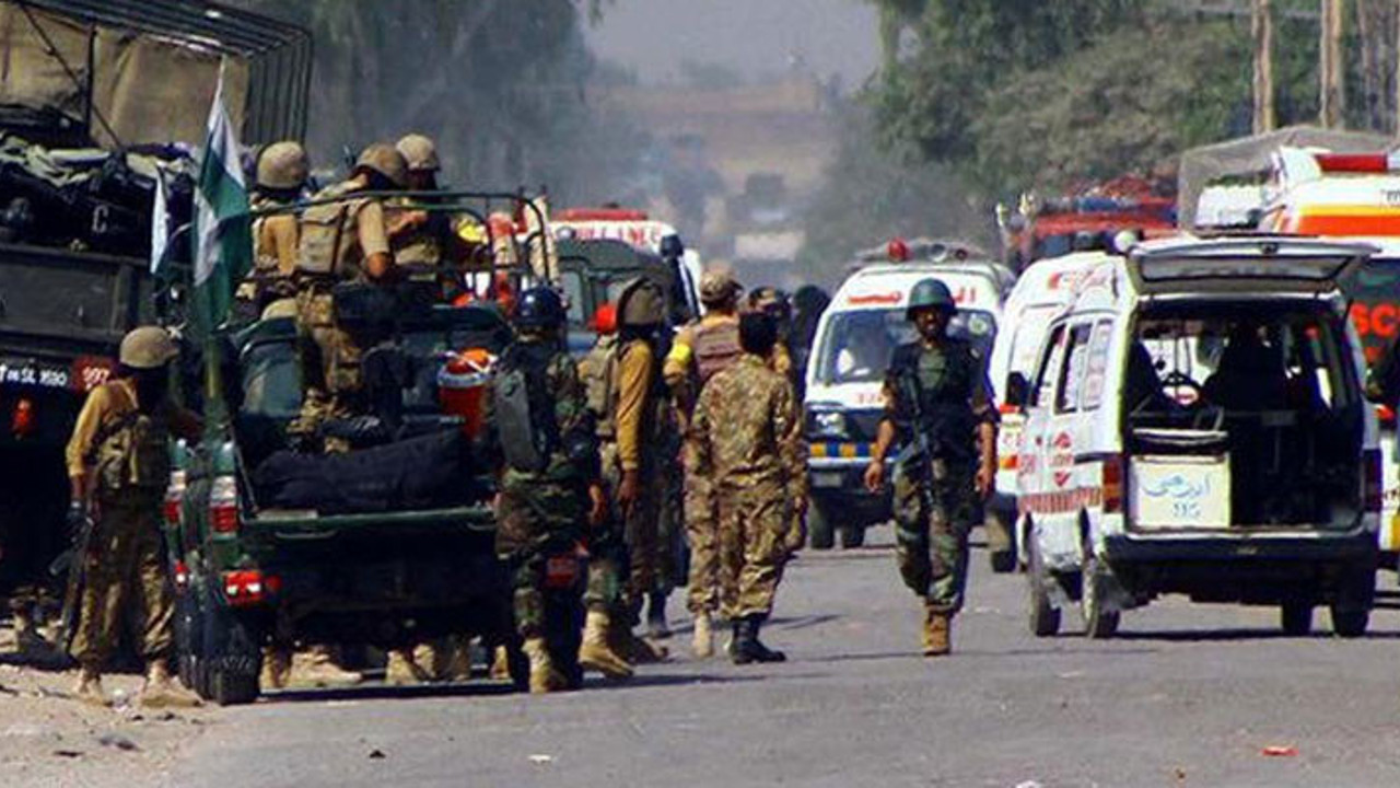 Pakistan'da bombalı saldırı (13 Nisan 2021)