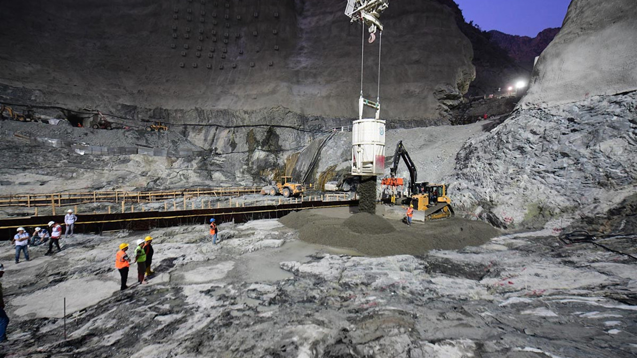 Dev projede sona doğru. Türkiye’nin en yüksek ayaklı ikinci viyadüğü olacak