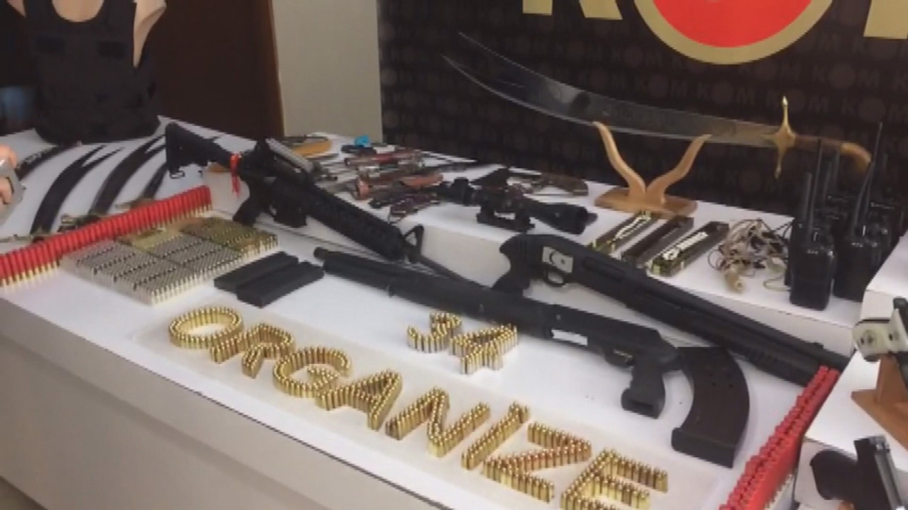 Sedat Peker sergisi. Operasyonunda ele geçirilenler şaşırttı