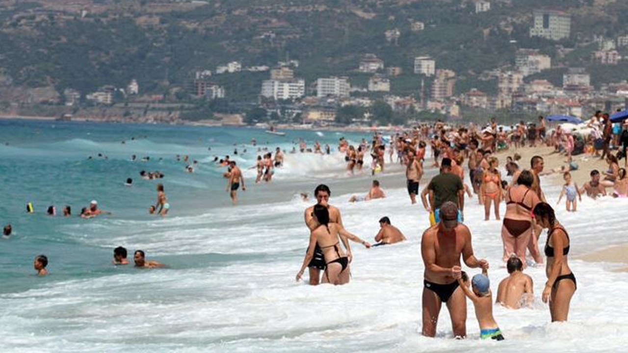 Sahillerimizi Ukraynalı turistler dolduracak. Rusya uçuş kısıtlaması getirmişti