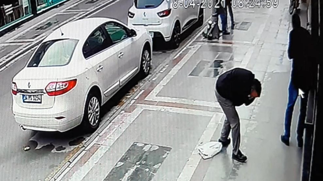 Caddede husumetlisi gören adam rastgele ateş açtı: 2 yaralı