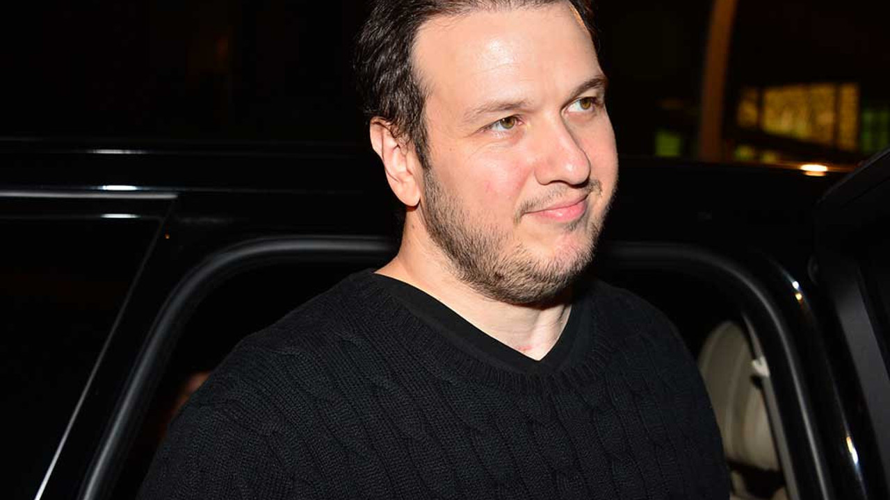 Vakalar artınca tabloyu paylaşıp ''Alın size uzaya yolculuk'' dedi. Şahan Gökbakar Bakan Koca'ya çözüm önerisini sundu