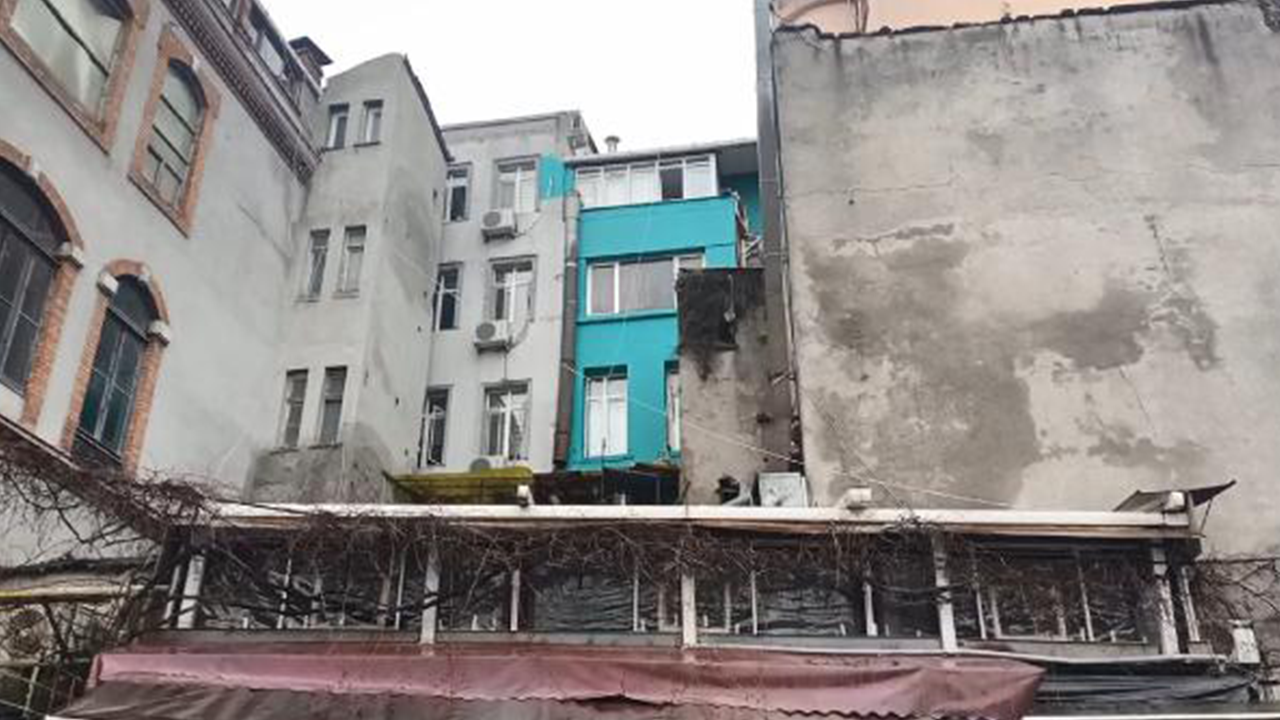 Polisten kaçarken yere çakıldı