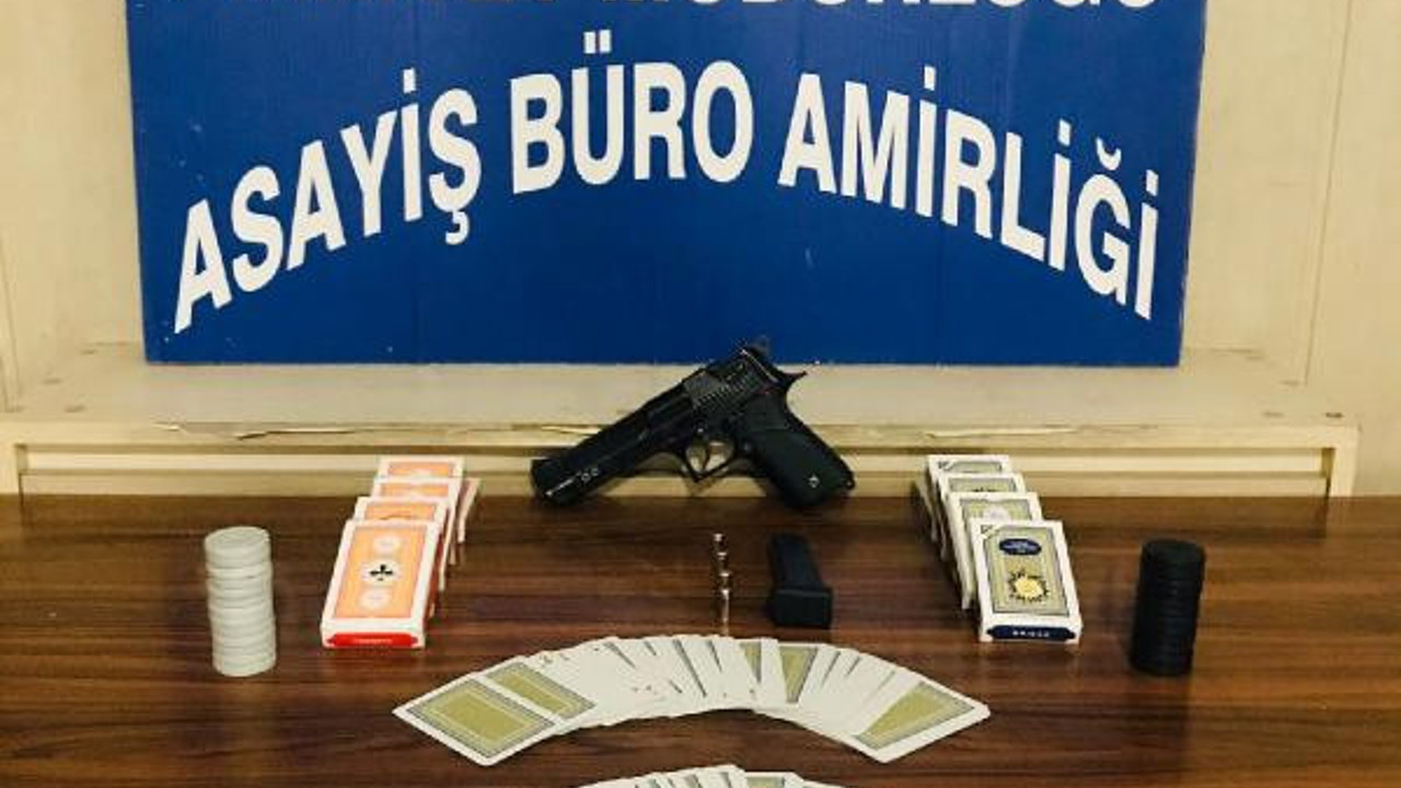 Korona virüs temaslısı kumar masasında yakalandı