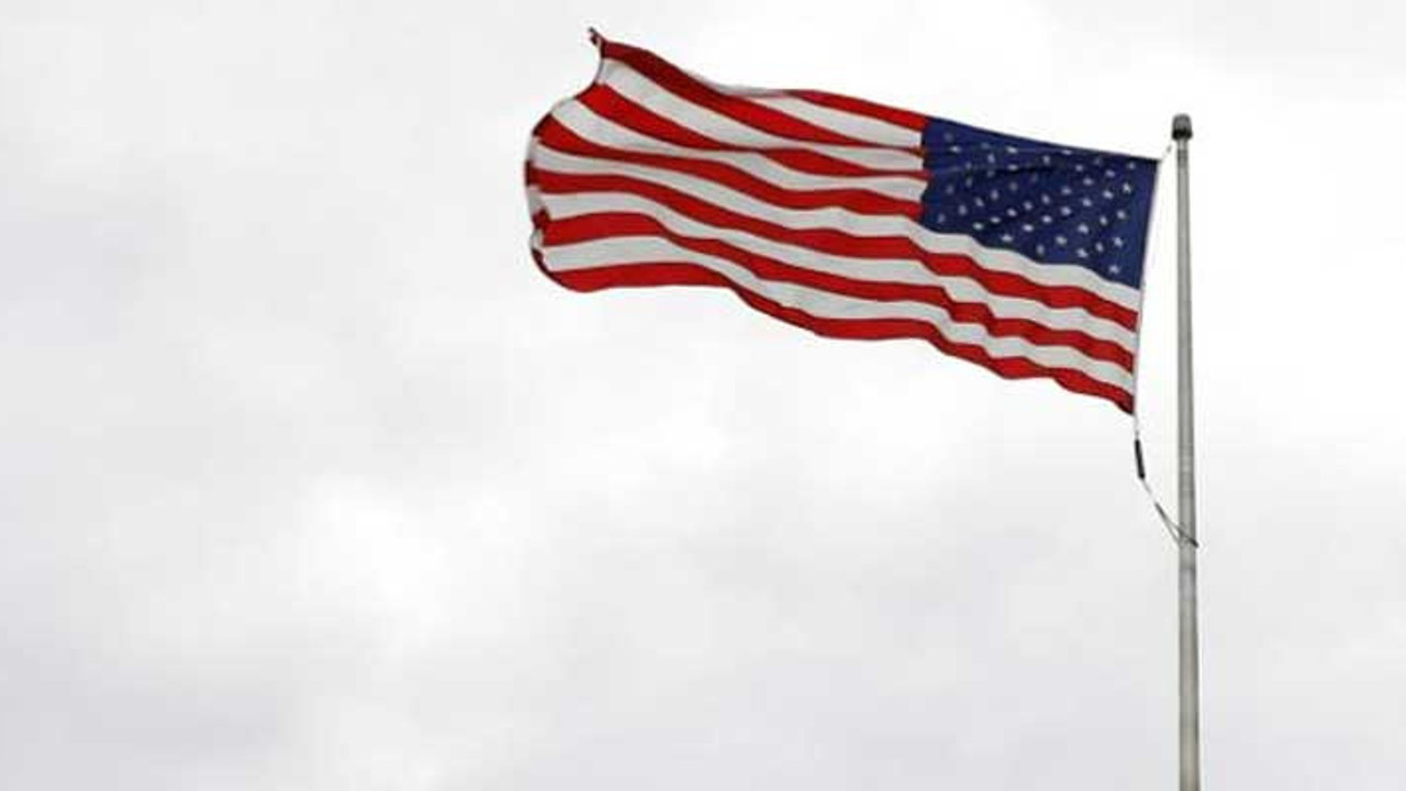 ABD'de camiye İslamofobik saldırı