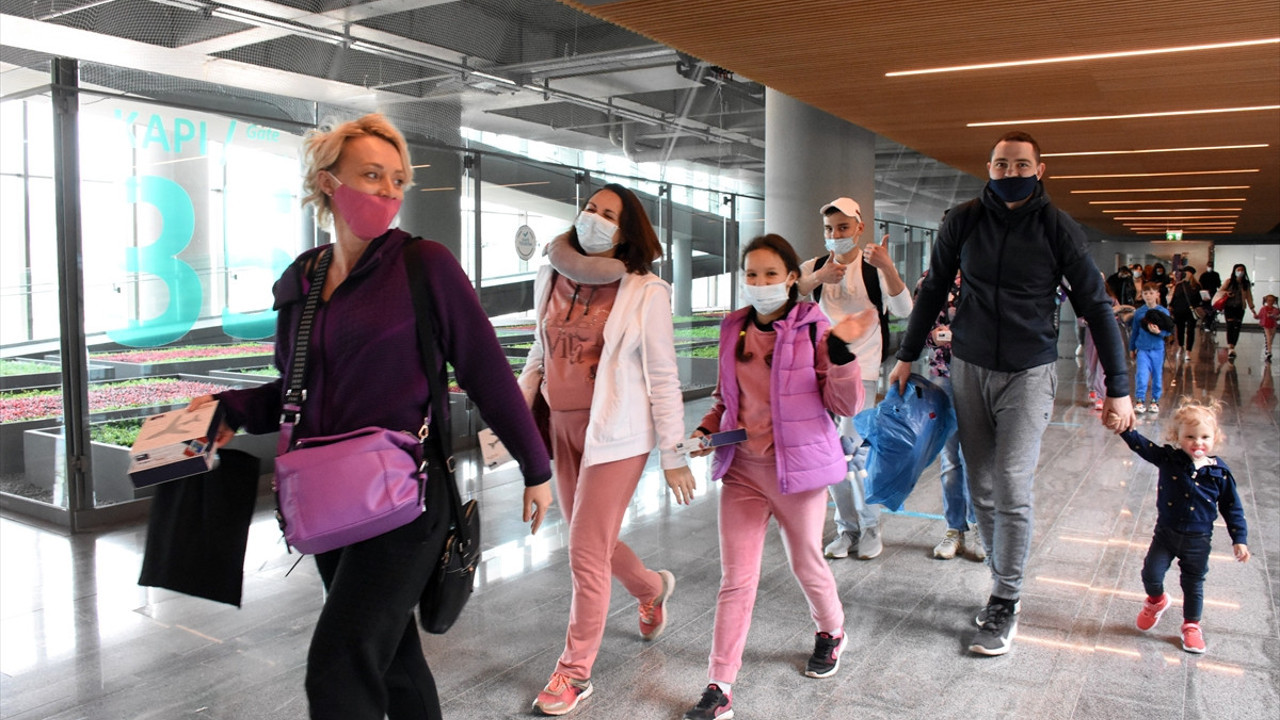 İlk Ukraynalı kafile Dalaman'a ulaştı