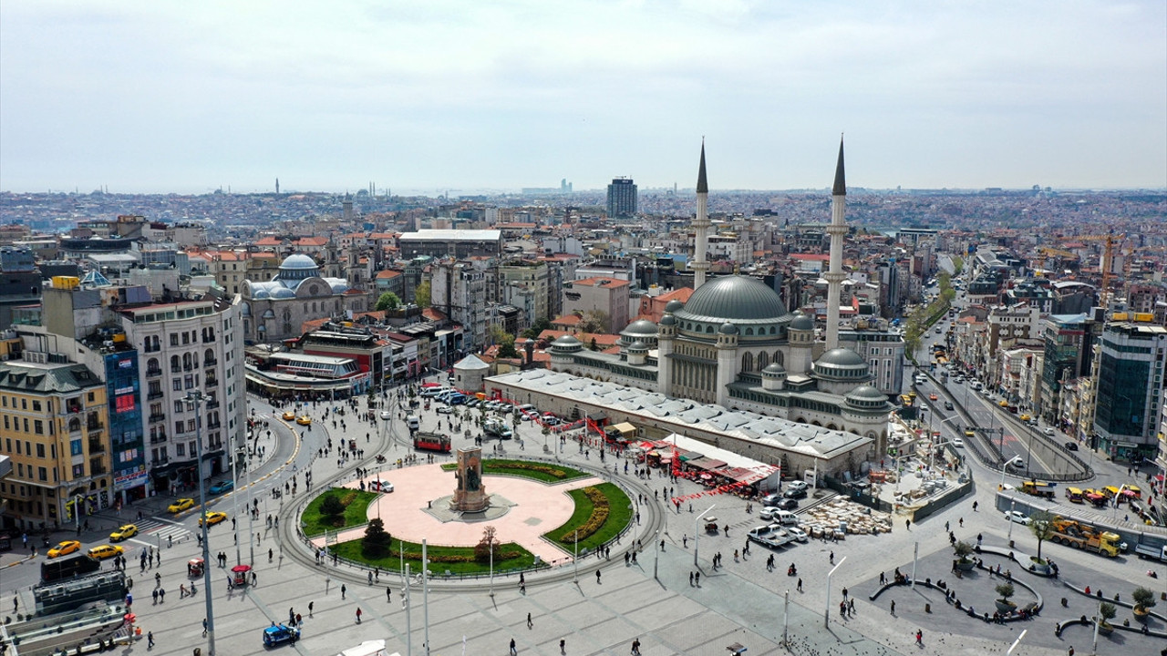 Taksim Camii’nde sona gelindi