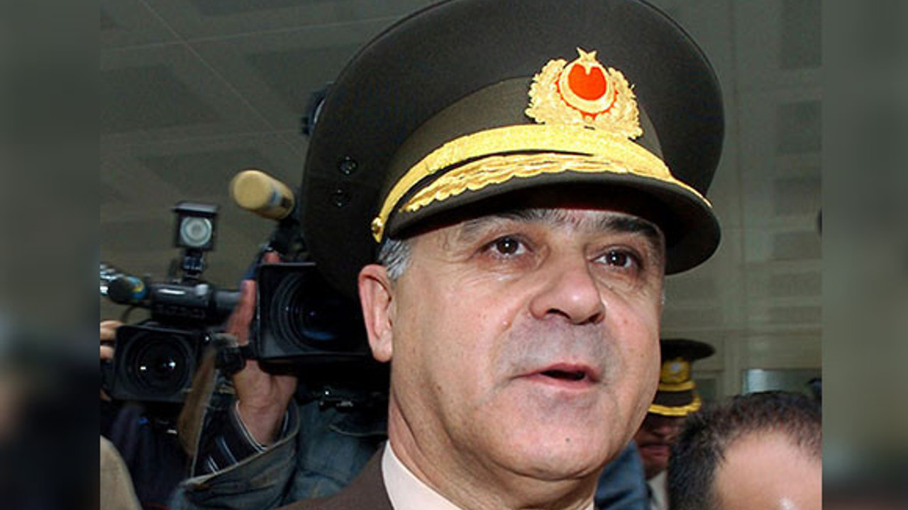 Kozmik Oda Kumpası’nda hiç konuşulmayan isim sırlarıyla öldü