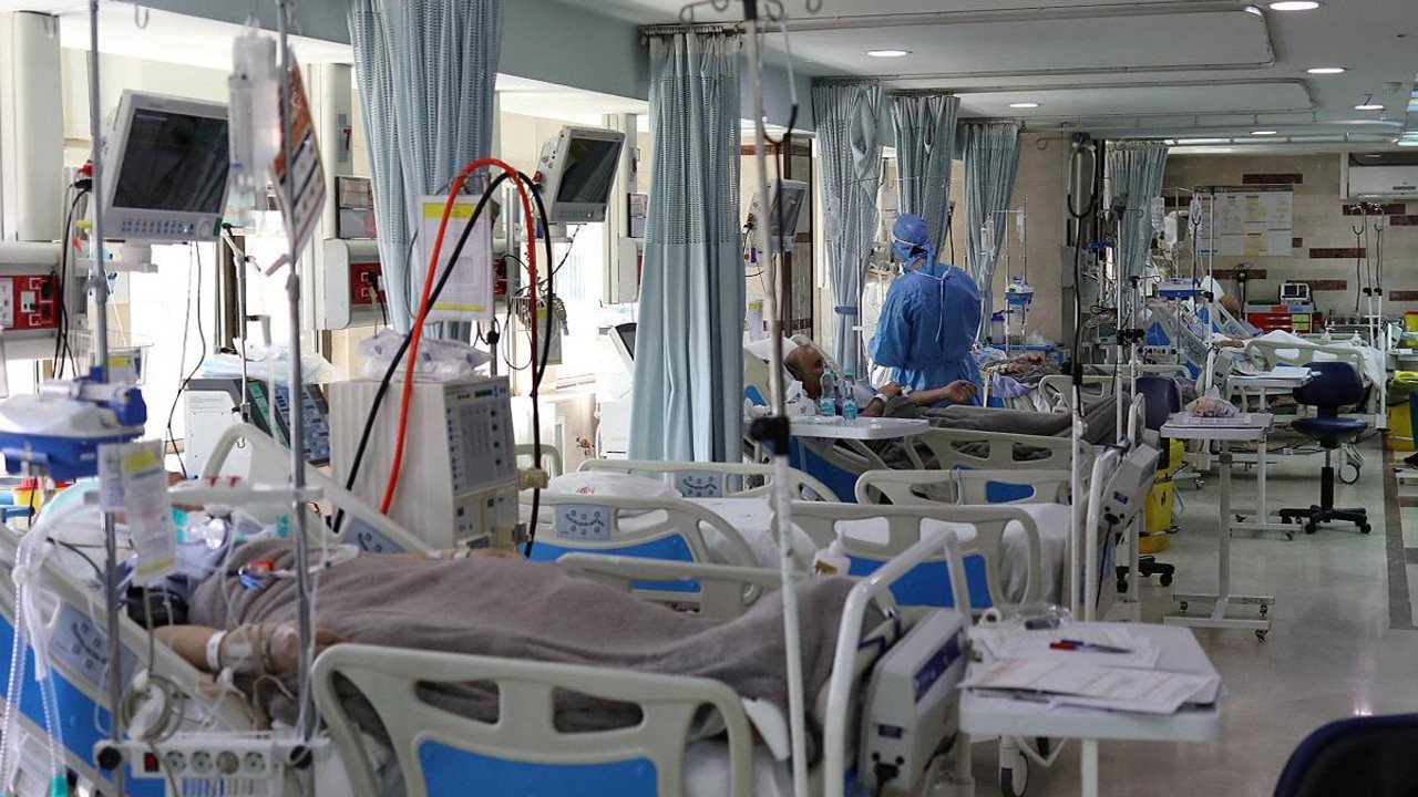 İran'da son 24 saatte 391 kişi korondan hayatını kaybetti