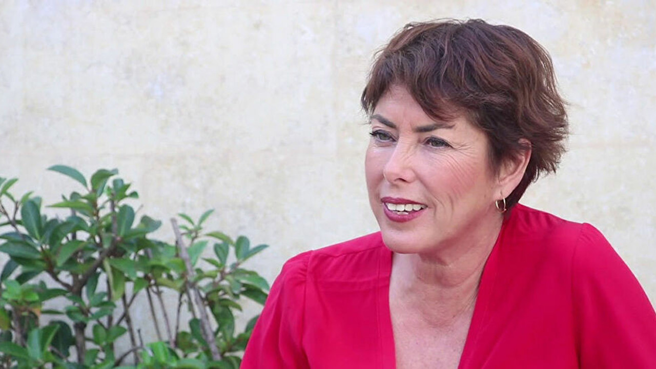 Ünlü gazeteci stokin fırtınasını yendi. Koronayı ağır geçiriyordu