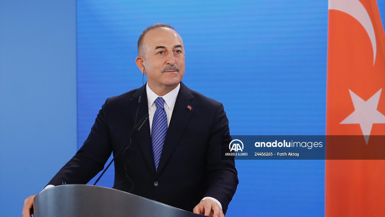 Dışişleri Bakanı Çavuşoğlu: Turistin görebileceği herkesi mayıs sonuna kadar aşılayacağız