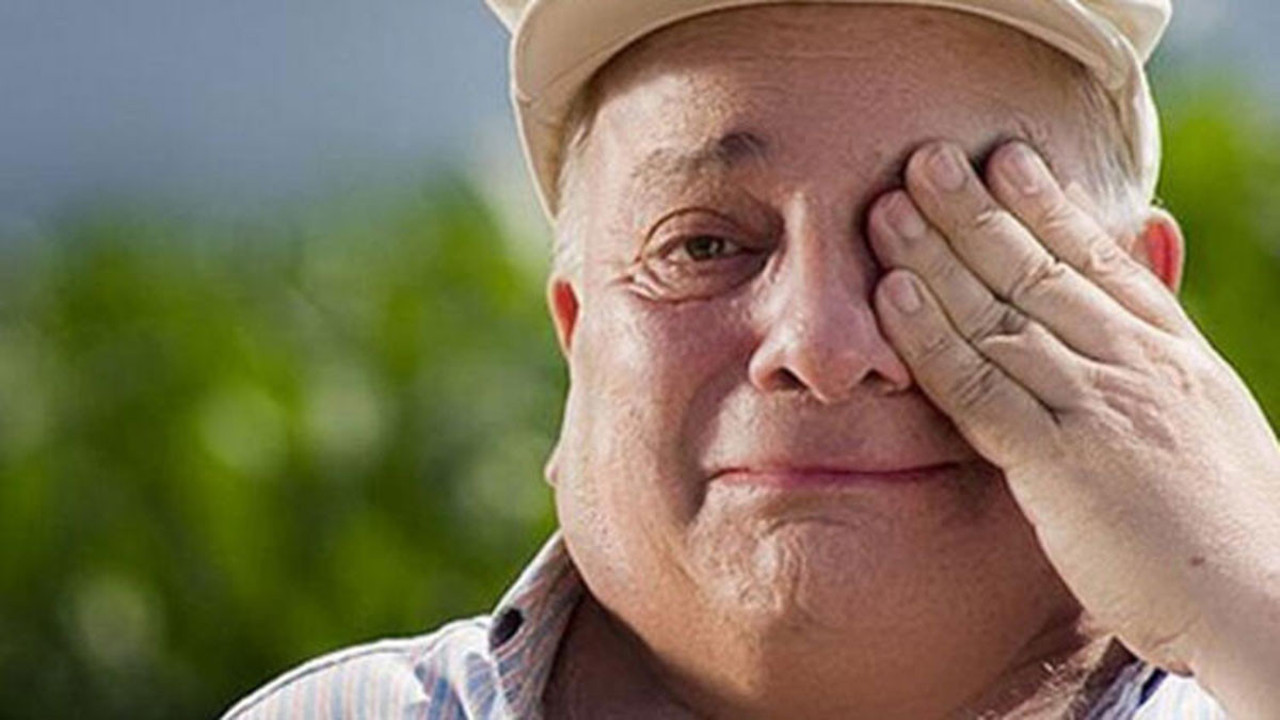 Zeki Alasya sevenleri tarafından anılıyor