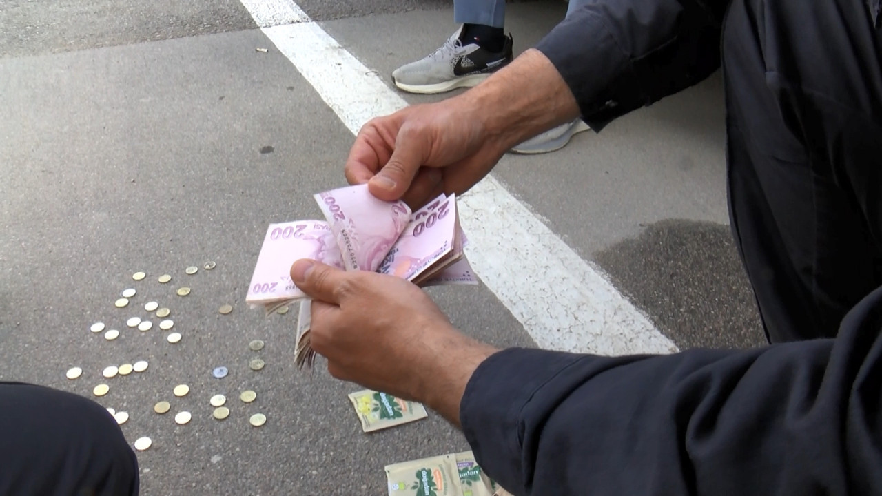 Cips paketinin içinden paralar çıktı