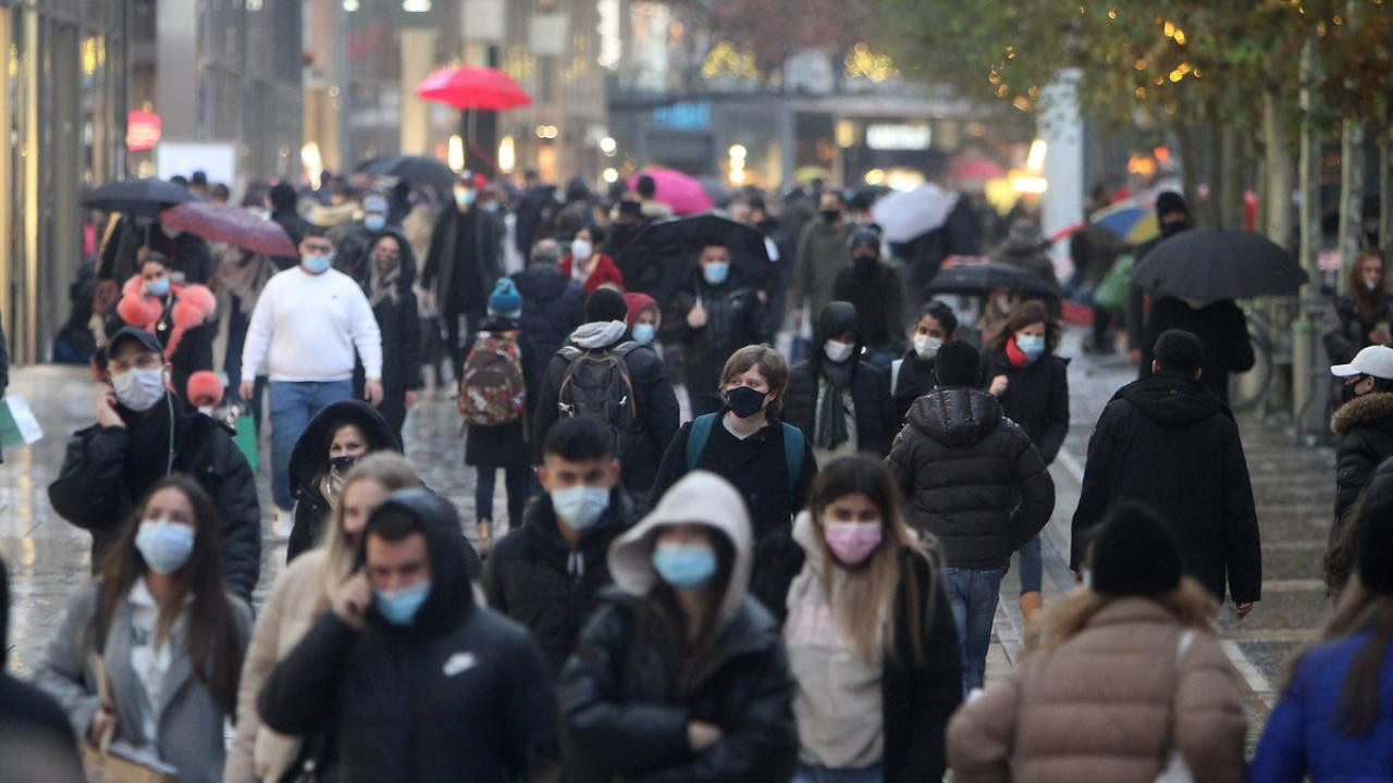 Almanya'da son 24 saatte 15 bin 685 vaka