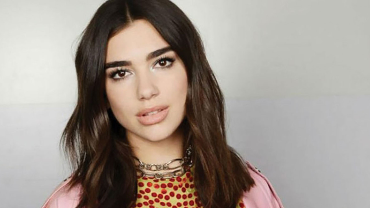 Dünyaca ünlü şarkıcı Dua Lipa’dan Filistin’e destek