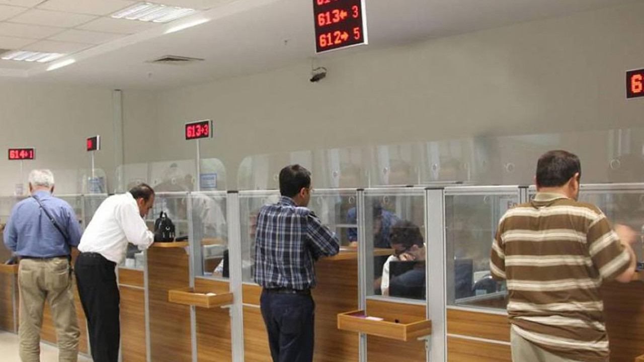 Yapı Kredi ve Akbank’tan yeni karar. Bir kez daha değiştirdiler