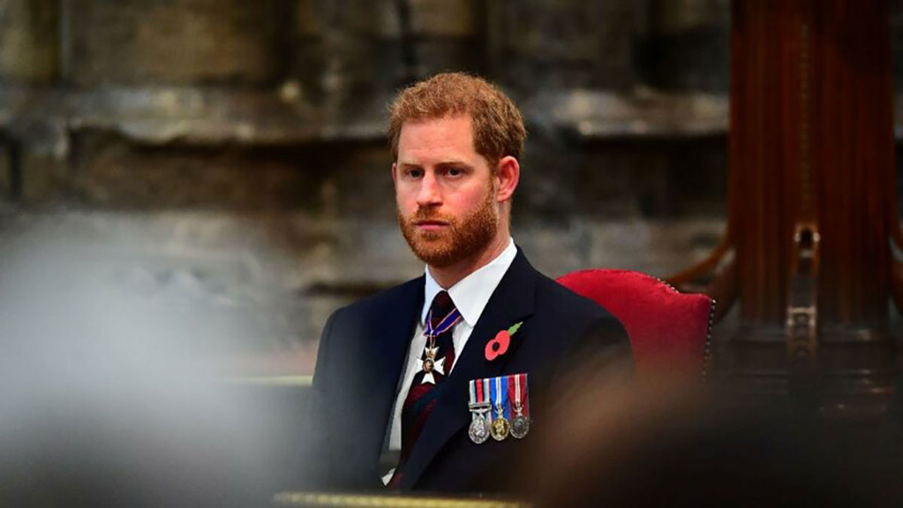 Prens Harry ipleri tamamen kopardı: Hayvanat bahçesinde yaşamak gibiydi