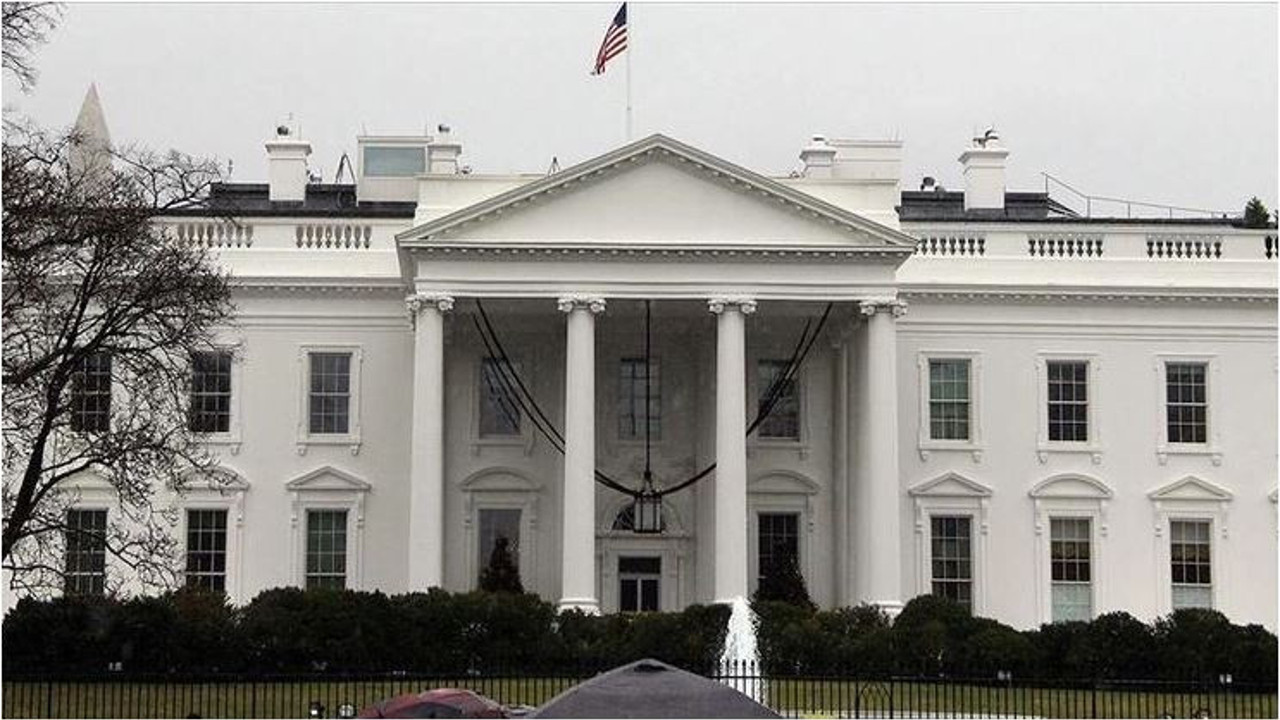 Beyaz Saray'da alarm. Hükümet yetkilileri hedef alınıyor. İkinci kez ortaya çıktı