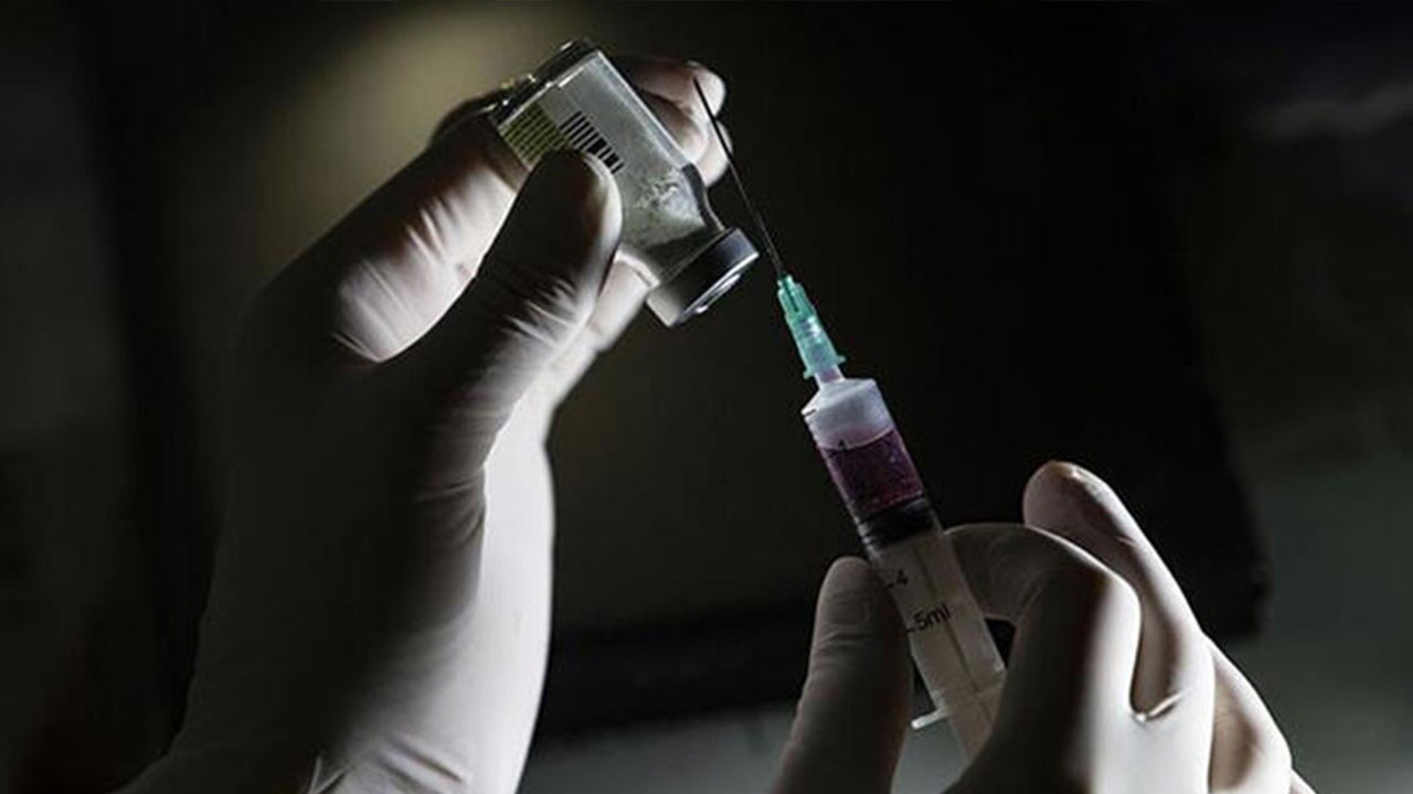 Salgını fırsata çevirdiler. Parayı verene tam pansiyon aşı hizmeti