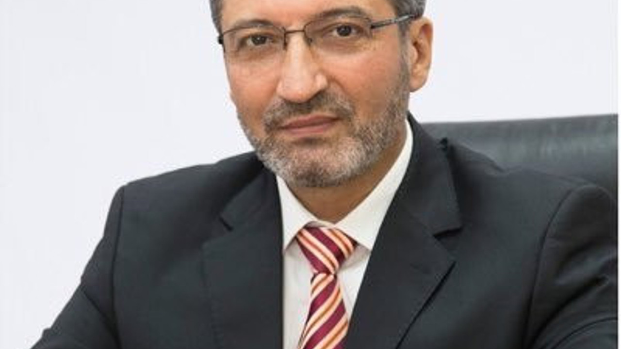 Bakanlara soru sorunca işten ilişkisi kesilen muhabirin babası da açıklama yaptı