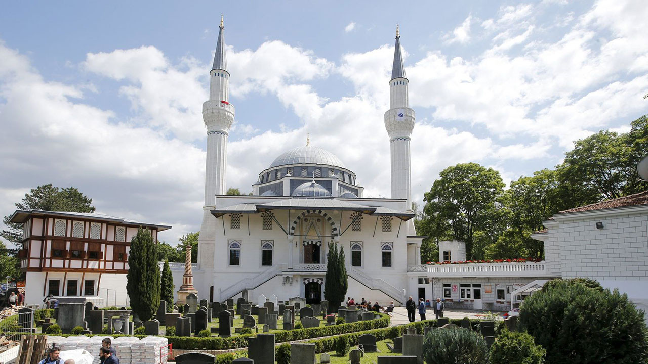 Camilere eş zamanlı saldırı planı ortaya çıktı