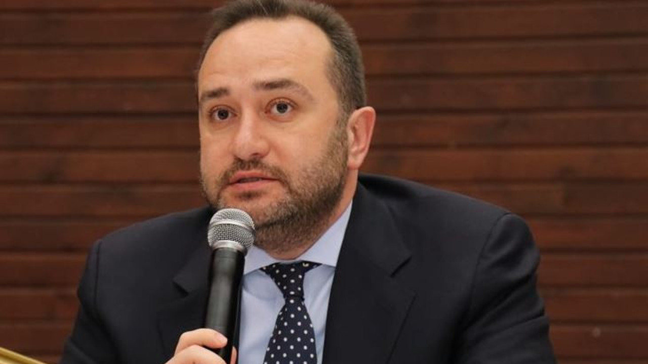 Tolga Ağar'a asker arkadaşı olan Saadet Partili isimden vatanseverlik tepkisi