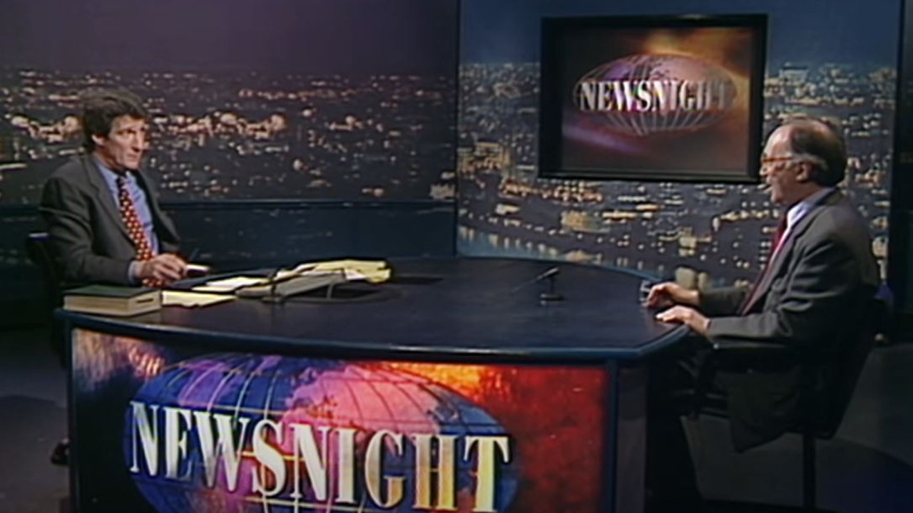 Gazeteci dediğin böyle soru sorar. 12 kez aynı soruyu tekrarlamıştı