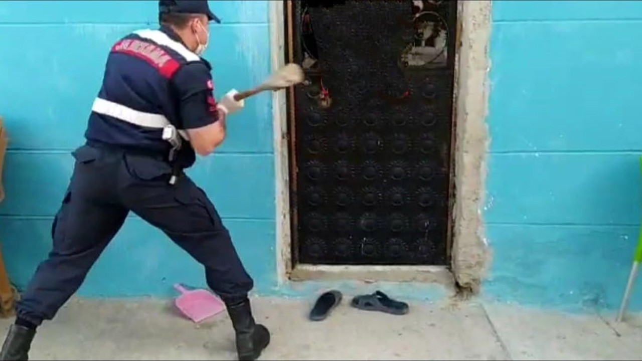 Jandarmadan balyozlu baskın