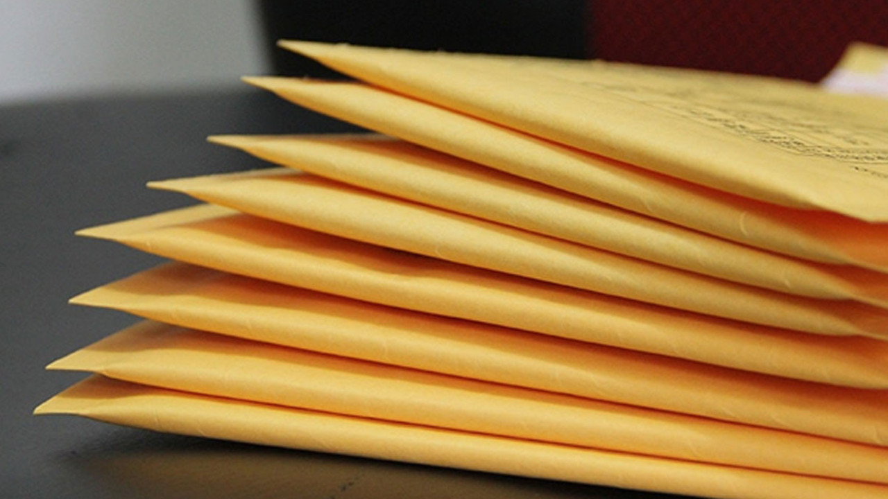 Postayla gönderilen bağışları kusursuz planla çaldılar