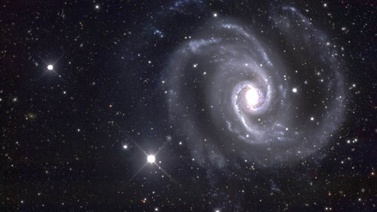 Karanlık maddenin en kapsamlı haritası çıkarıldı