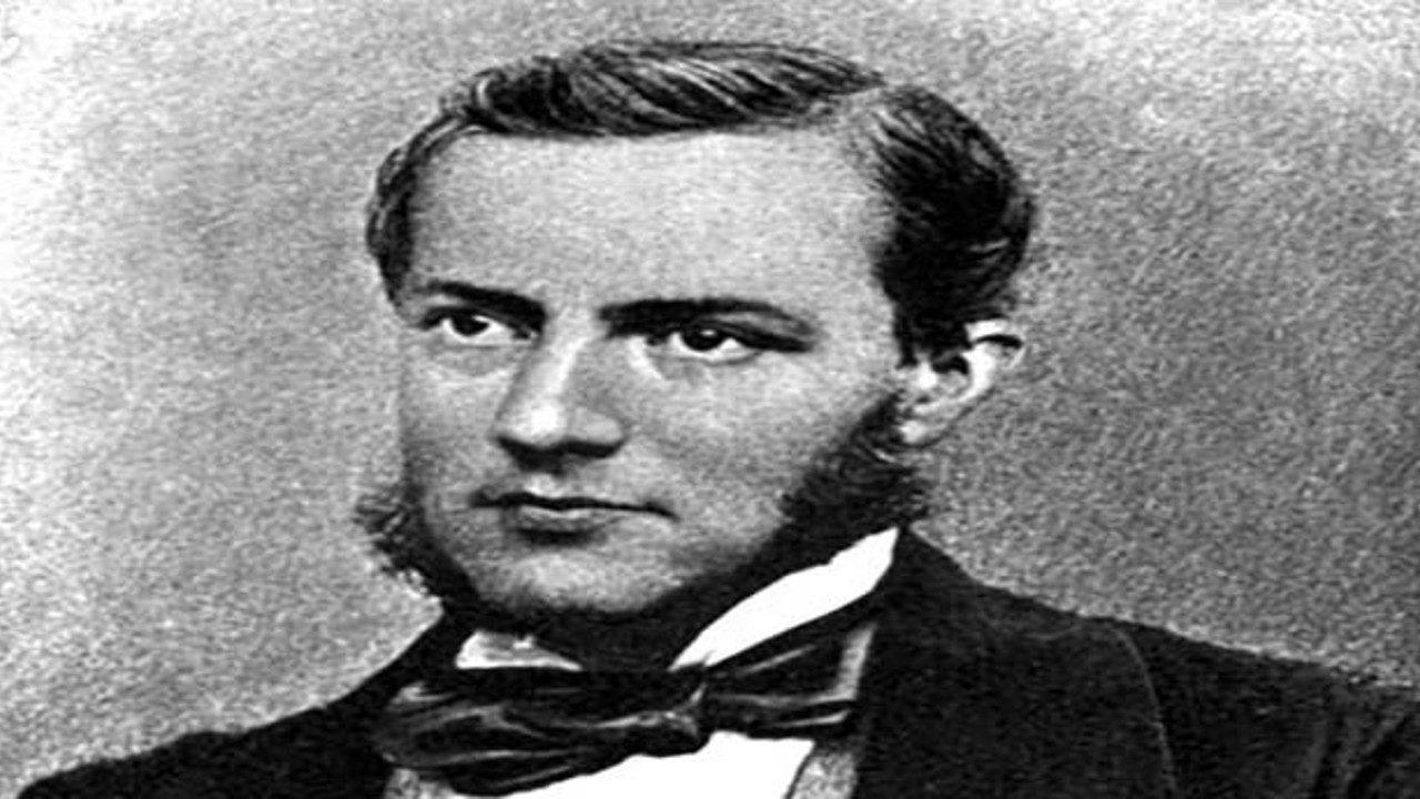 Dünyanın en ünlü dilbilimcisinin Türkçe için söylediği sözler