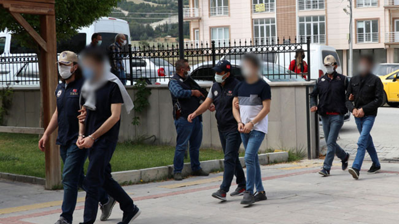 Burdur merkezli FETÖ operasyonunda 6 tutuklama