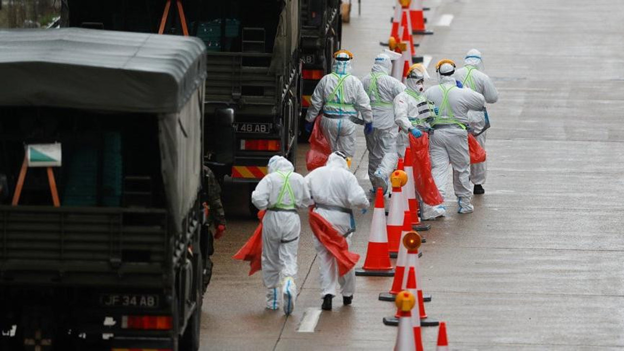 İngiltere’de vaka sayıları ‘Hint mutasyonu’ nedeniyle ikiye katlandı