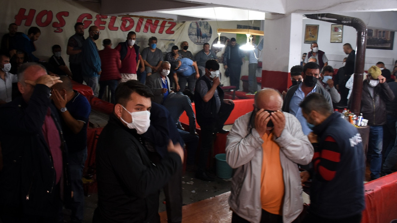 Kırıkkale’de horoz dövüşü baskını: 69 kişiye 431 bin 250 lira ceza