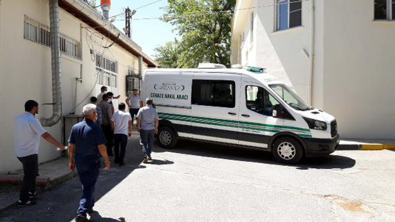 Fabrika çatısından düşen işçi 10 günlük yaşam mücadelesini kaybetti