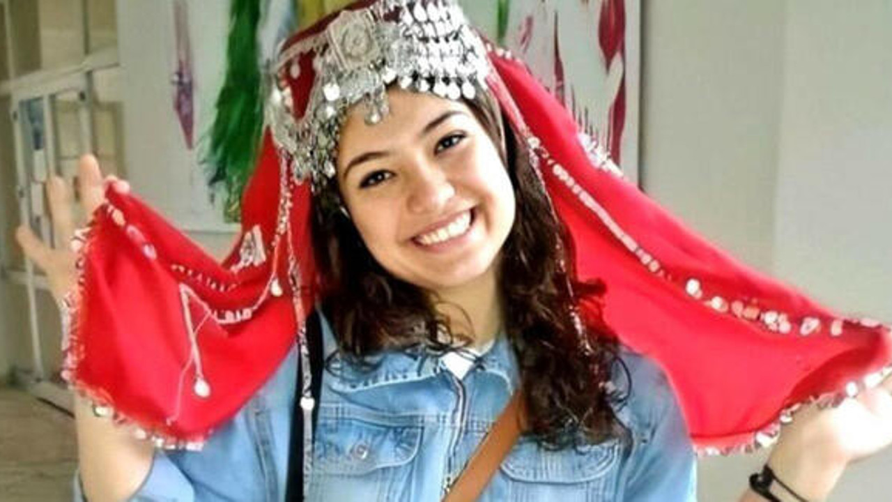 Şehit öğretmen Şenay Aybüke Yalçın kimdir. Aybüke Yalçın kaç yaşında, nereli. Aybüke Yalçın nasıl şehit oldu?