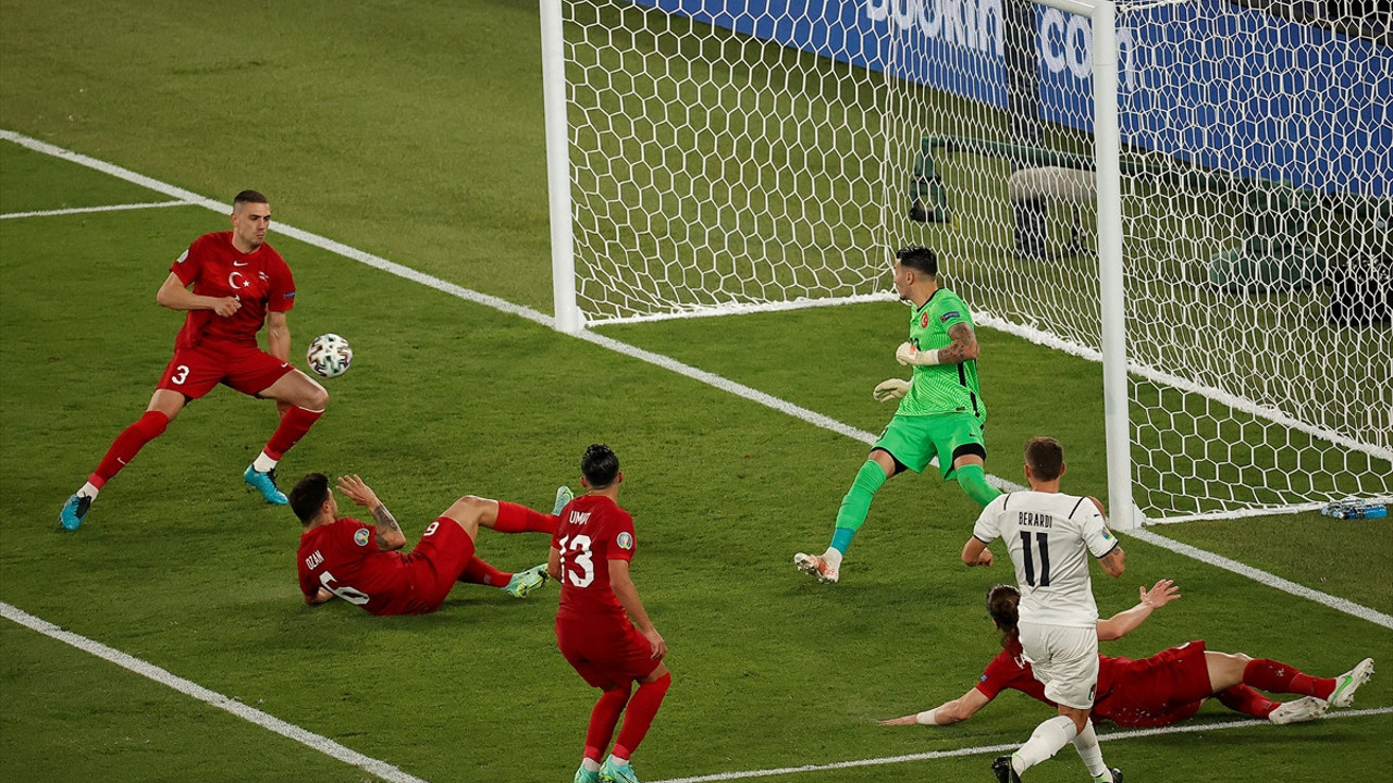 Milliler EURO 2020'ye kötü başladı: Türkiye 0 - 3 İtalya